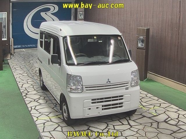 15057 Mitsubishi Minicab van DS17V 2015 г. (BAYAUC)